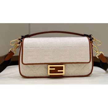 Fendi Medium Baguette bag in White canvas with FF embroidery (chaoliu-23122606)