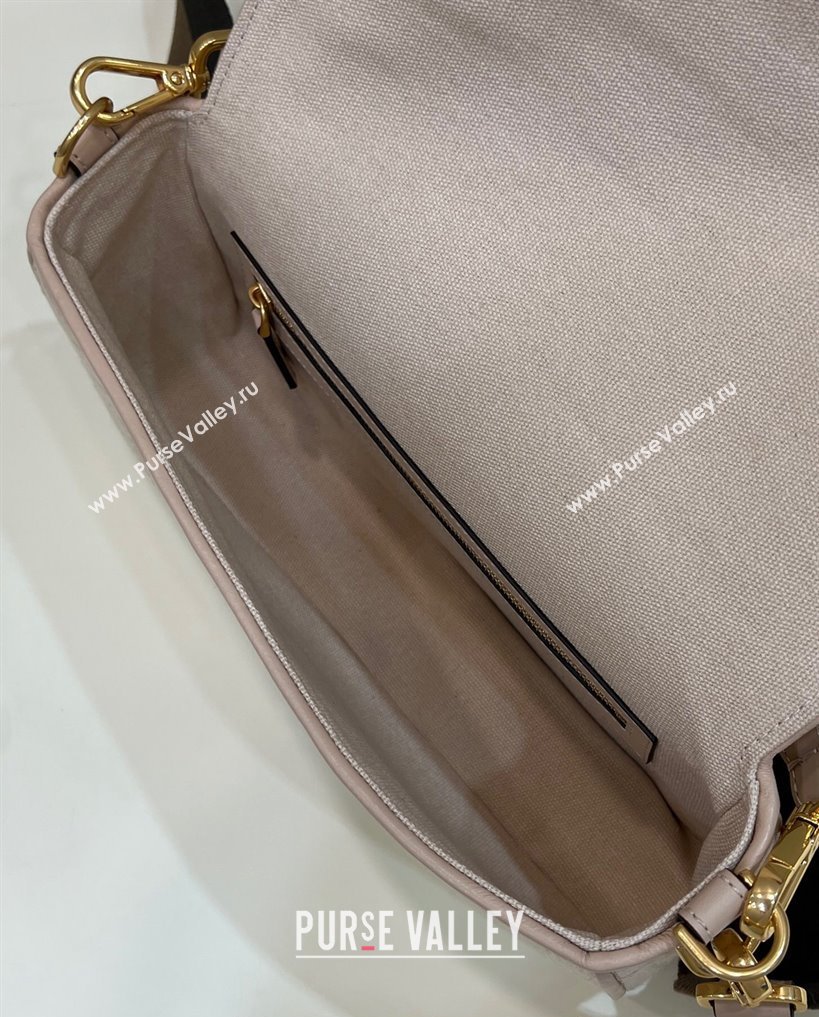 Fendi Medium Baguette bag in Beige canvas with FF embroidery (chaoliu-23122607)