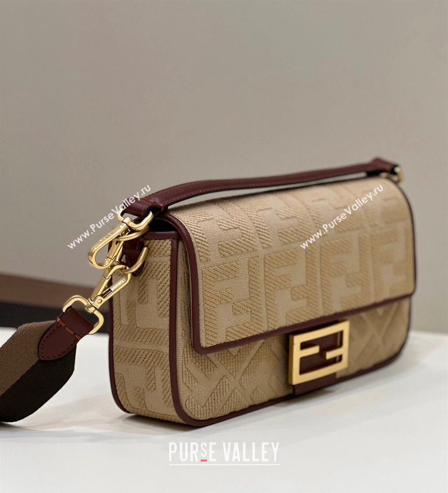 Fendi Medium Baguette bag in Beige/Burgundy canvas with FF embroidery (chaoliu-23122608)