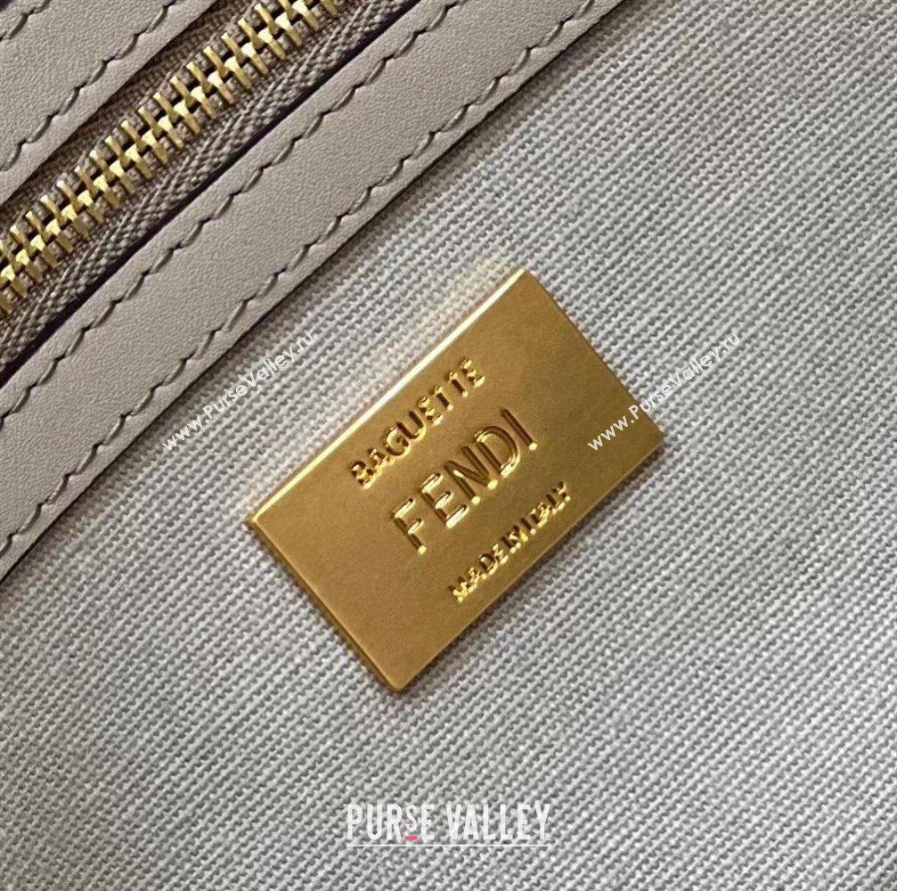 Fendi Medium Baguette bag in Gray canvas with FF embroidery (chaoliu-23122602)