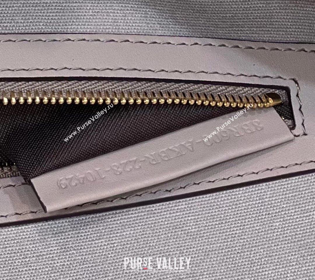 Fendi Medium Baguette bag in Gray canvas with FF embroidery (chaoliu-23122602)