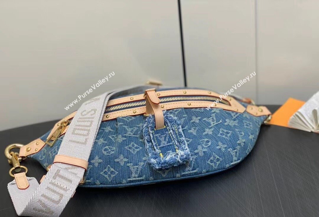 Louis Vuitton Monogram Denim BumBag M46847 2024 (kiki-23122603)