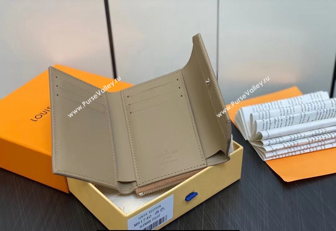 Louis Vuitton Cowhide leather Aerogram Slender Pilot Wallet M82410 Sage 2024 (kiki-23122608)