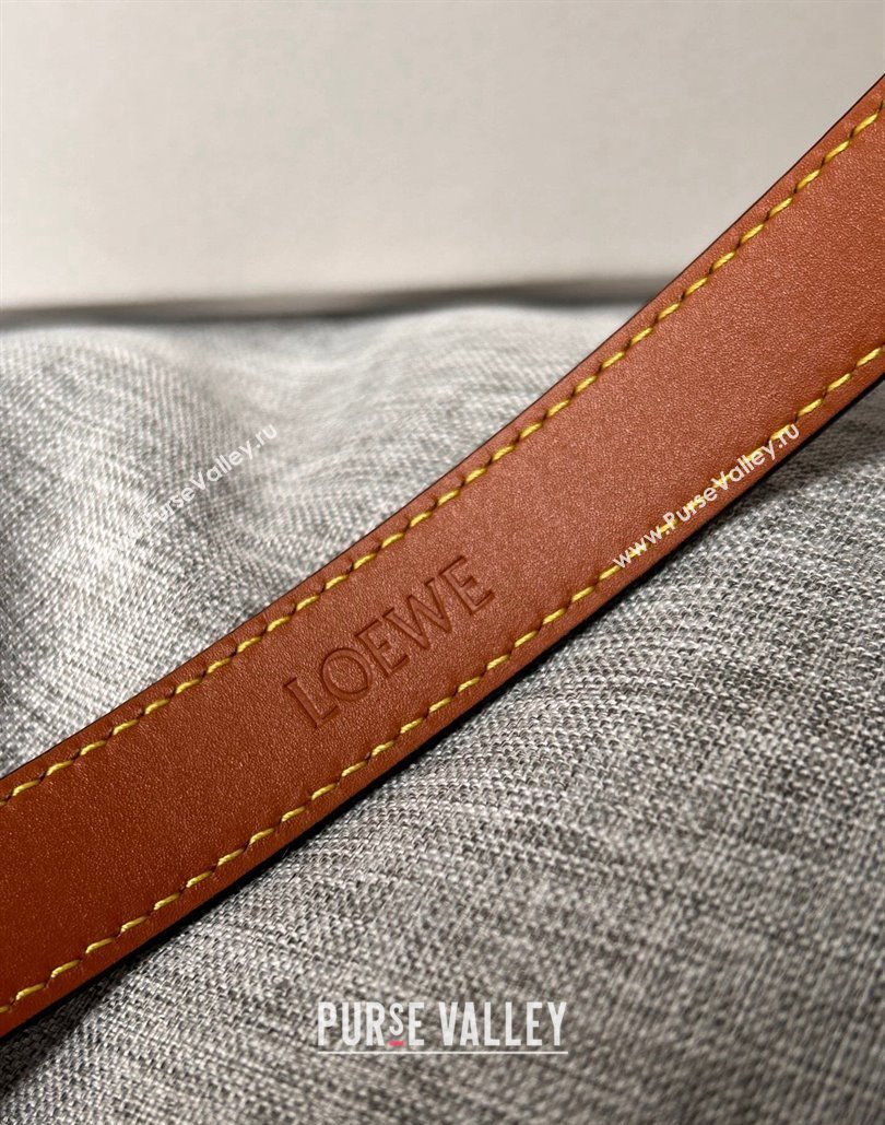 Loewe Width 2cm Anagram belt in pebble grain calfskin 05 (99belt-23122715)