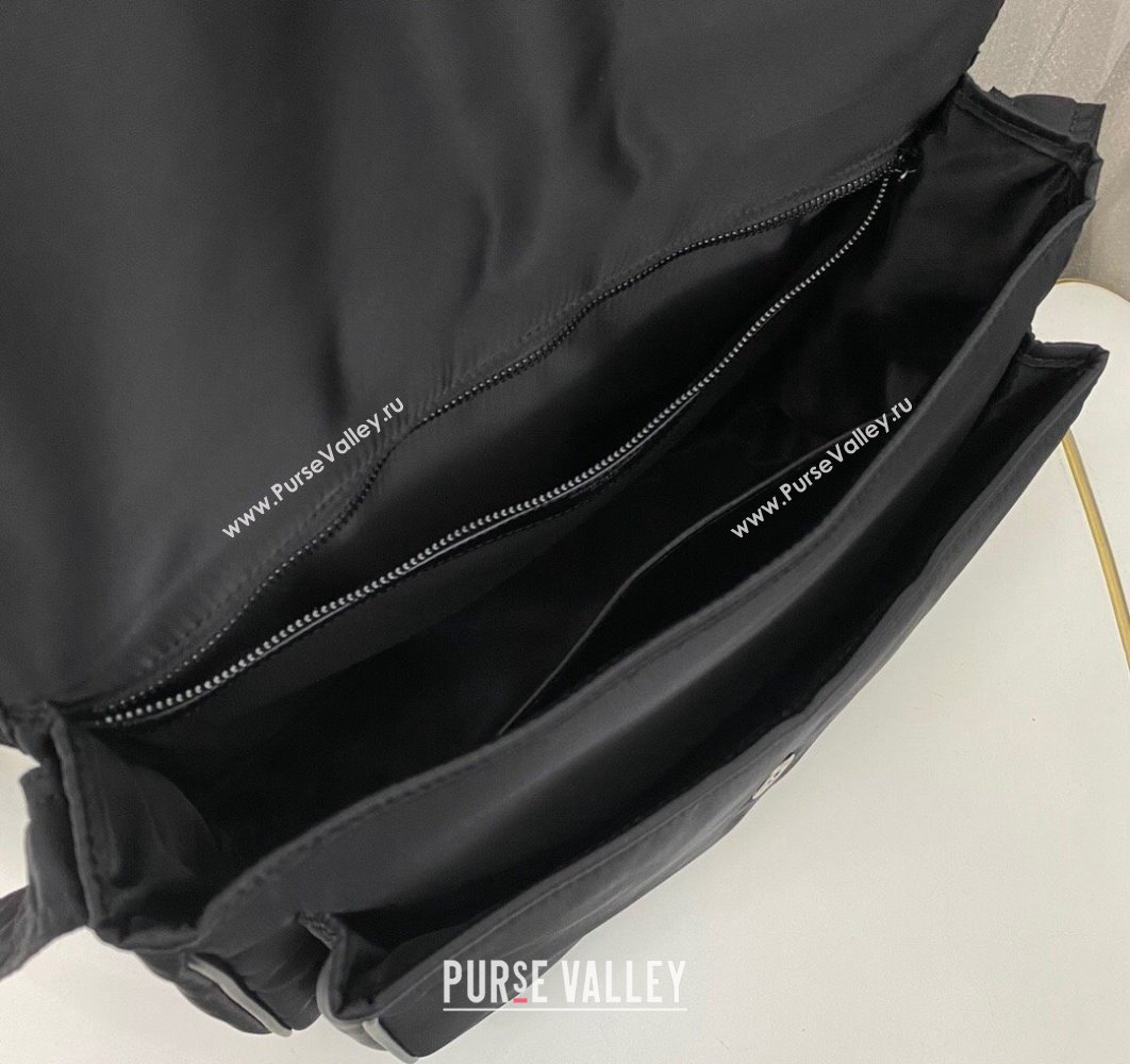 Saint Laurent niki messenger Bag in econyl® 757146 Black (nana-24011066)