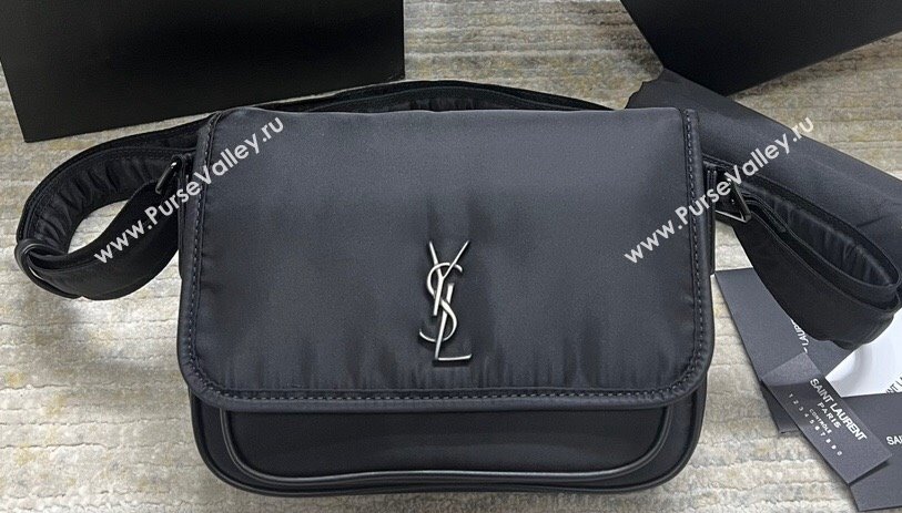 Saint Laurent niki small messenger Bag in nylon 776611 Black (nana-24011068)