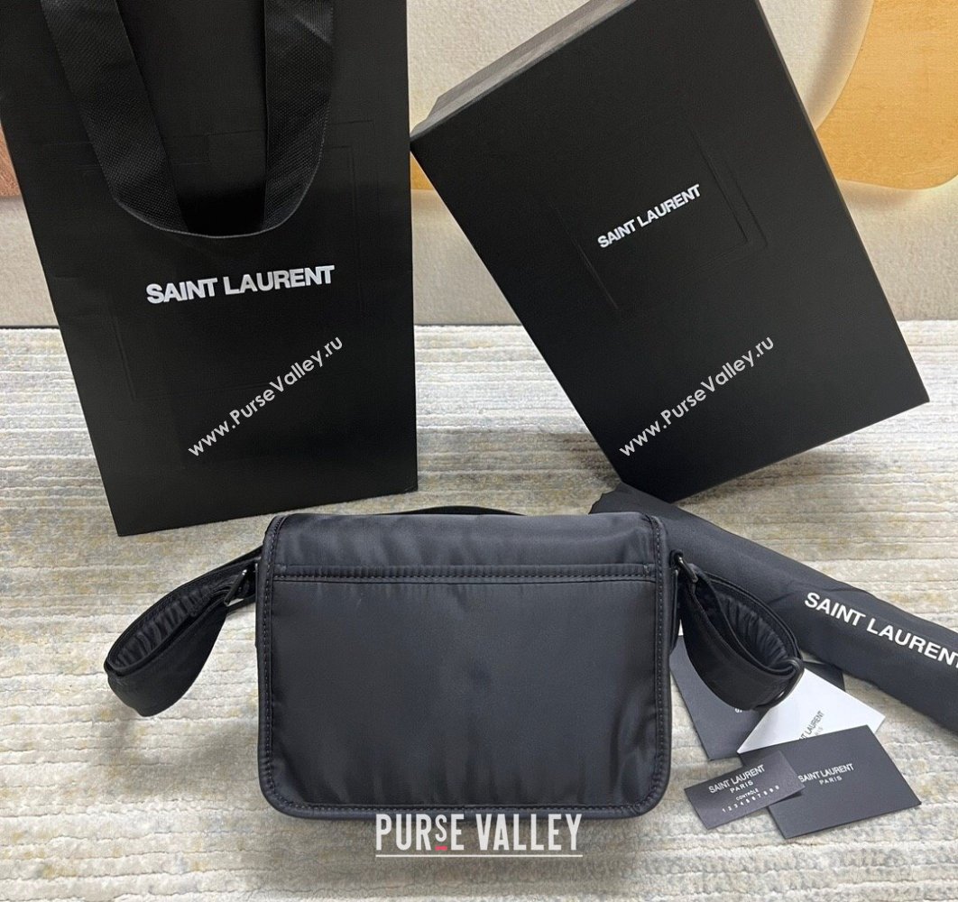 Saint Laurent niki small messenger Bag in nylon 776611 Black (nana-24011068)