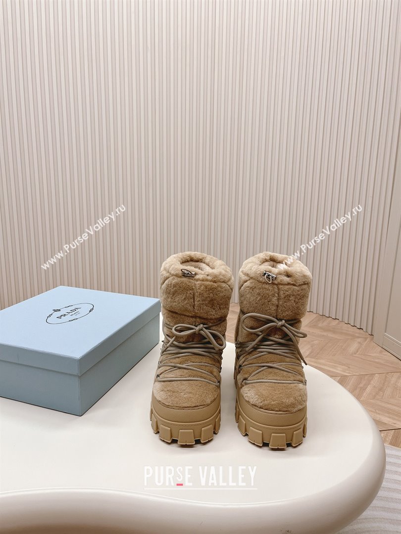 Prada Shearling apres-ski boots Ecru 1U032N 2023 (diliya-231024-01)