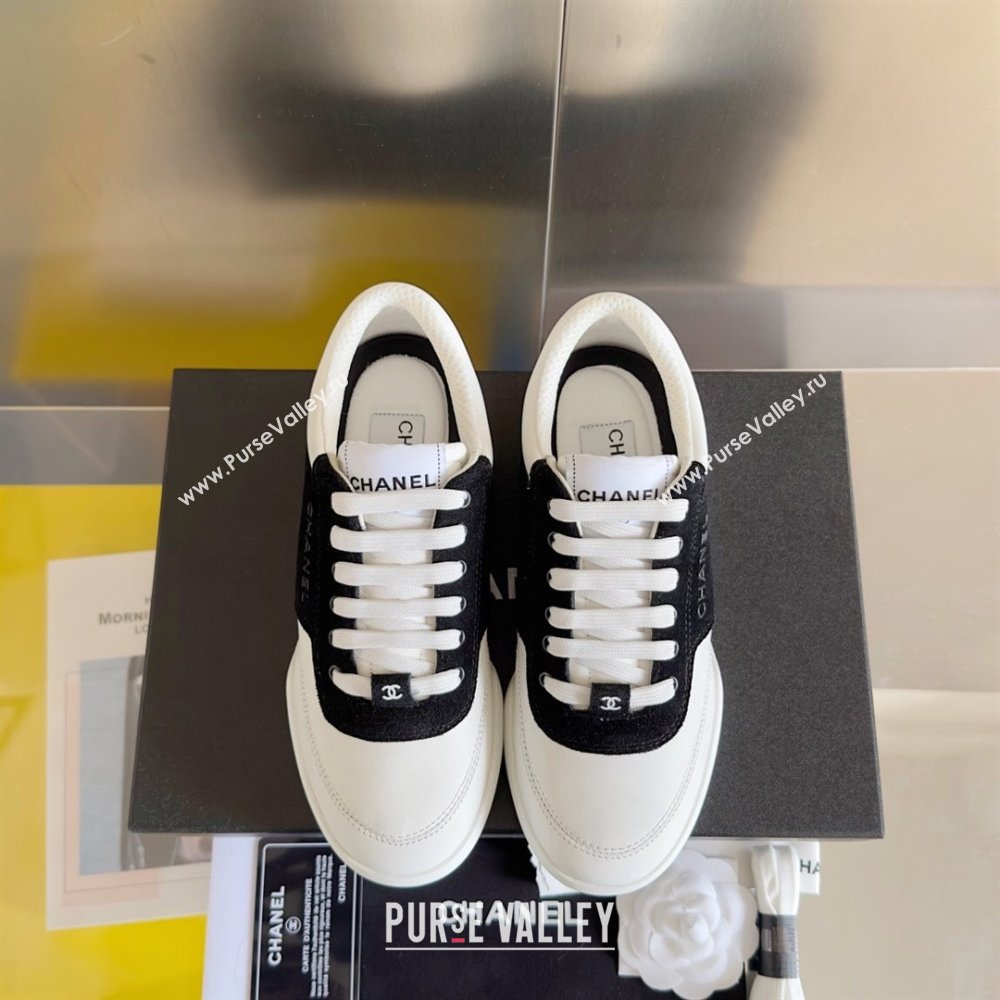 Chanel Calfskin Suede Calfskin Logo Sneakers 07 2024 (danni-24010437)