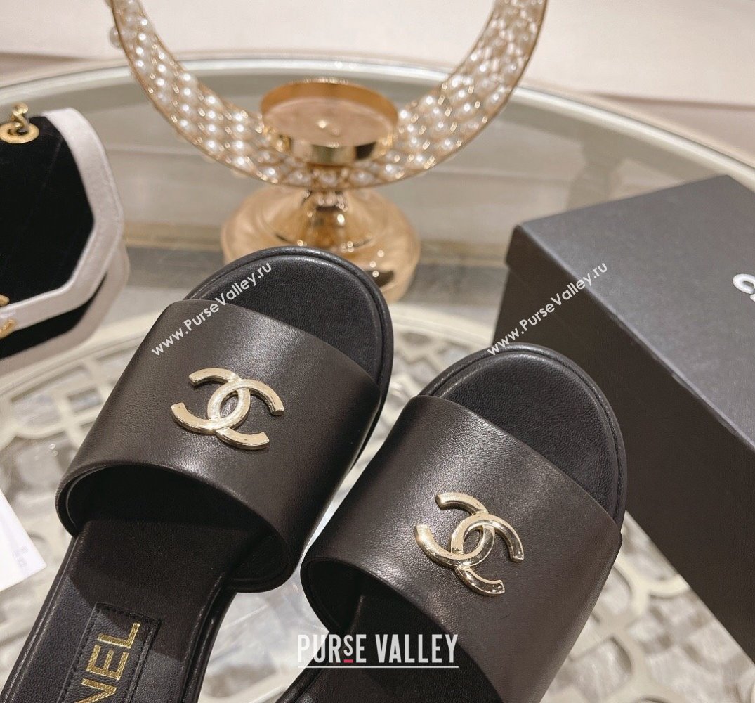 Chanel Gold Heel CC Logo Lambskin Mules Black 2024 (modeng-24010421)