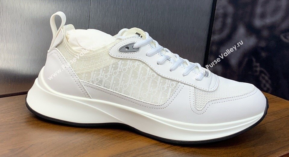 Dior Calfskin and Technical Mesh with Dior Oblique Canvas B25 Runner Mens Sneakers 08 2024 (modeng-240109d08)