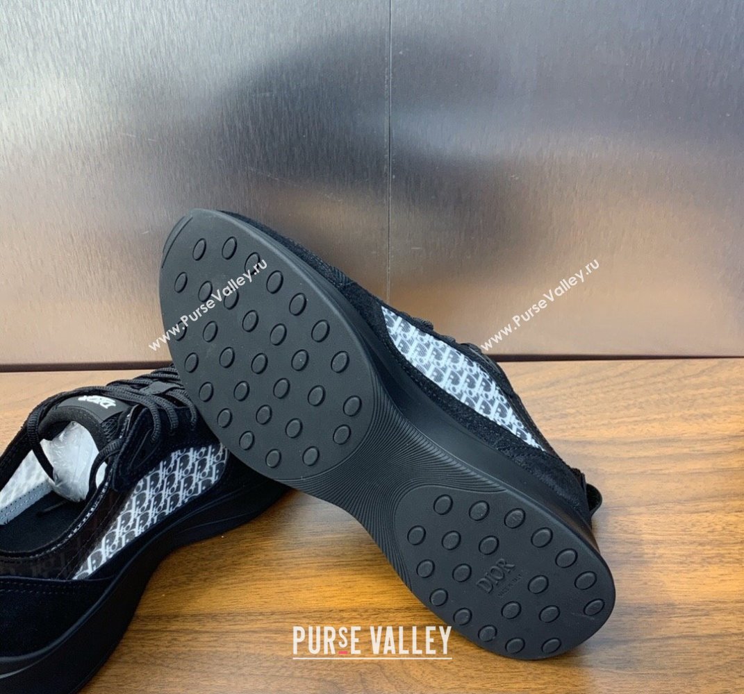 Dior Calfskin and Technical Mesh with Dior Oblique Canvas B25 Runner Mens Sneakers 10 2024 (modeng-240109d10)