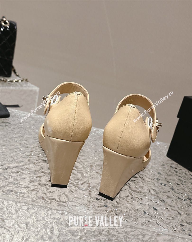 Chanel Lambskin Patent Calfskin Wedge Mary Janes G45422 Beige/Black 2024 (modeng-24010403)