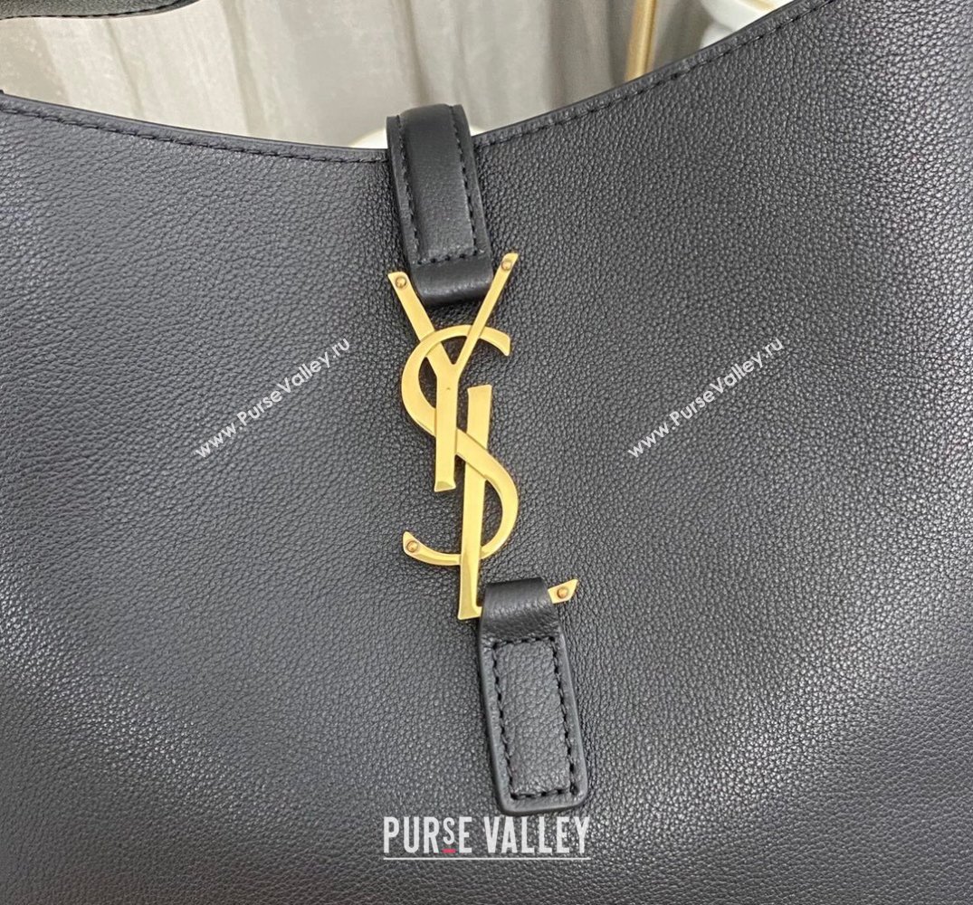 Saint Laurent le 5 à 7 supple small Bag in grained leather 713938 Black (nana-24011045)