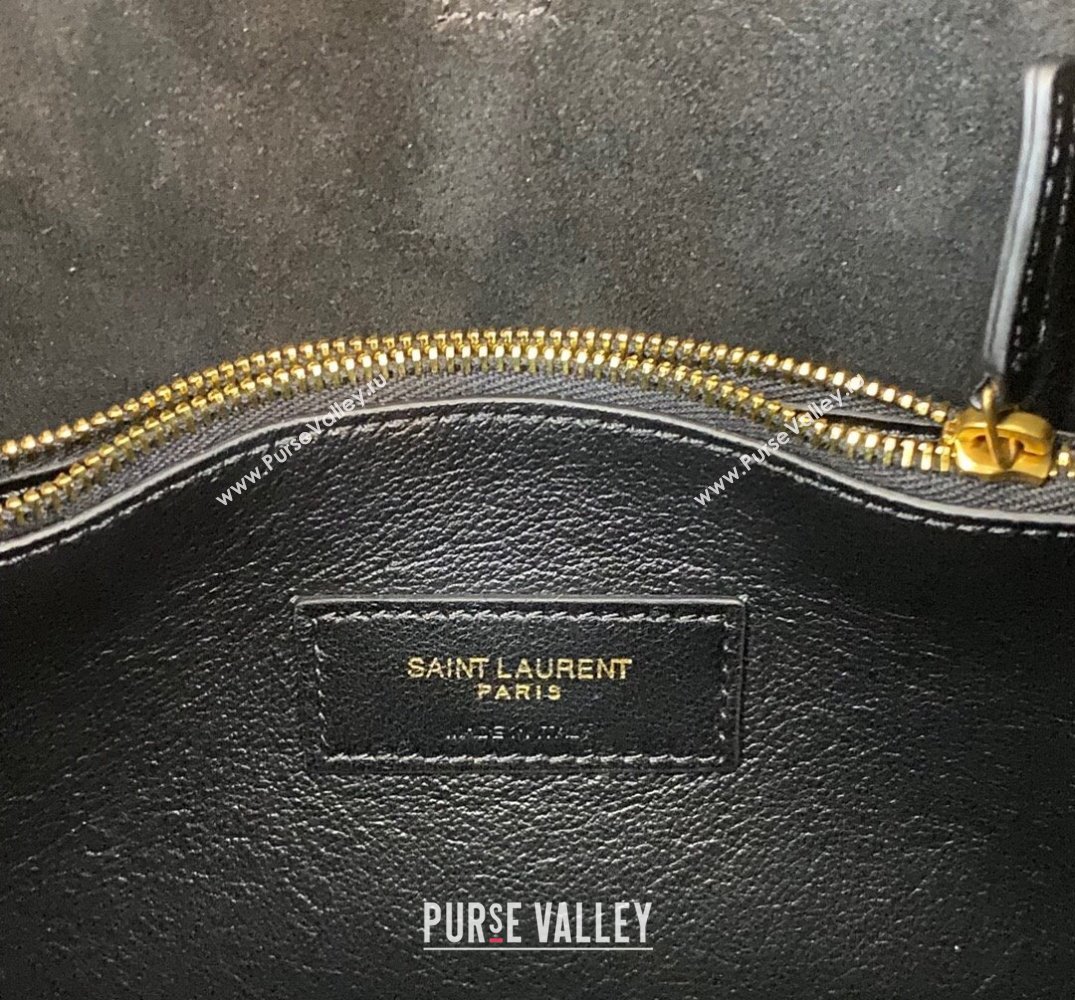 Saint Laurent le 5 à 7 supple small Bag in grained leather 713938 Black (nana-24011045)