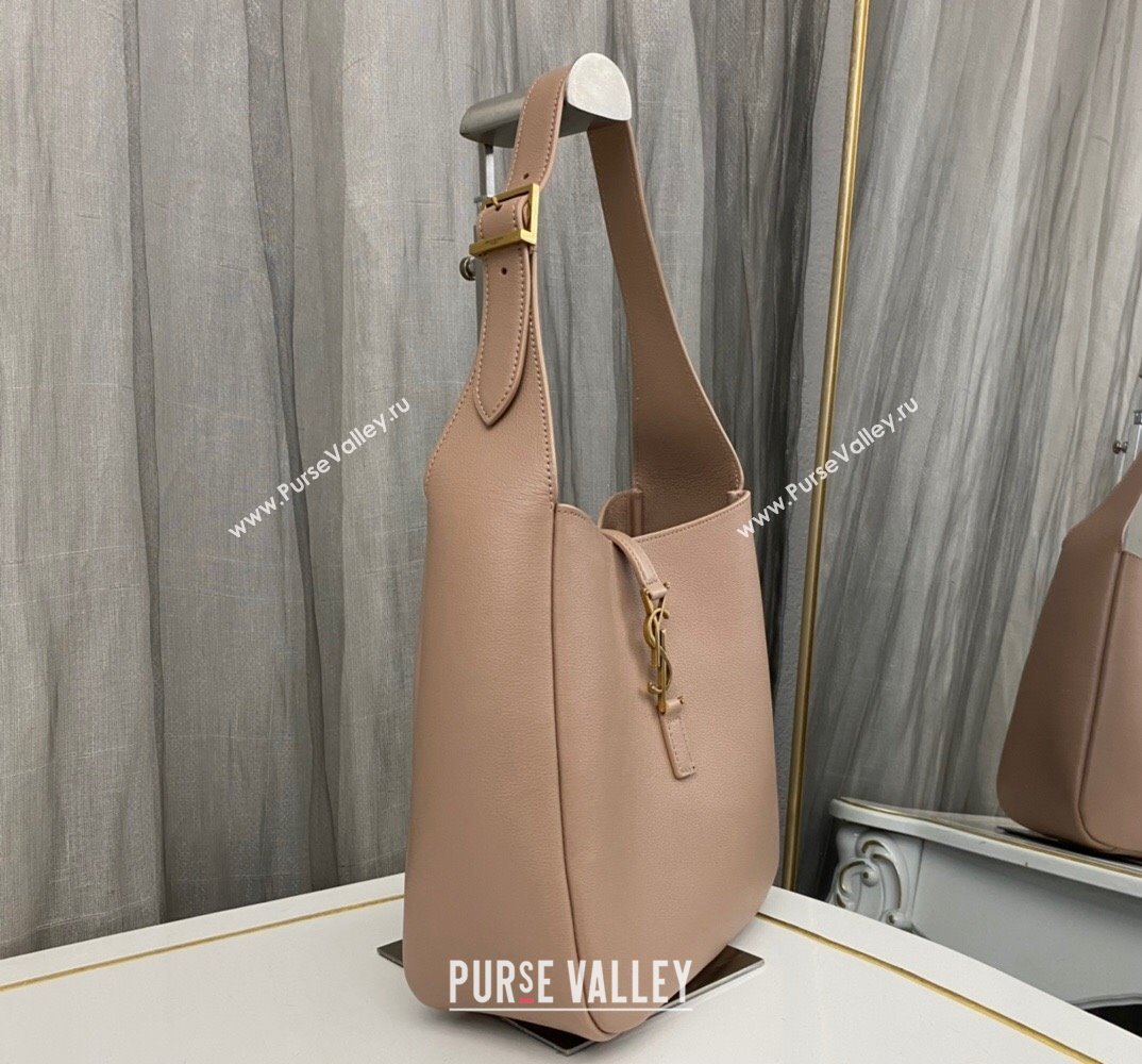 Saint Laurent le 5 à 7 supple small Bag in grained leather 713938 Nude (nana-24011047)