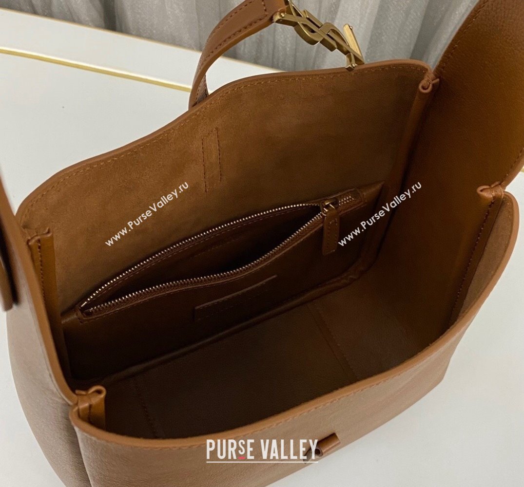 Saint Laurent le 5 à 7 supple small Bag in grained leather 713938 Brown (nana-24011050)