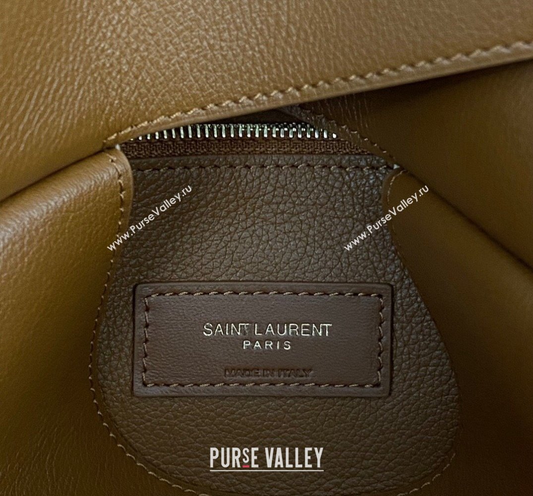 Saint Laurent le 5 à 7 supple small Bag in grained leather 713938 Brown (nana-24011050)