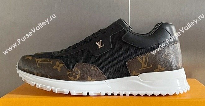 Louis Vuitton Run Away Women/Men Sneakers Top Quality 29 2024 (guoran-240112g29)