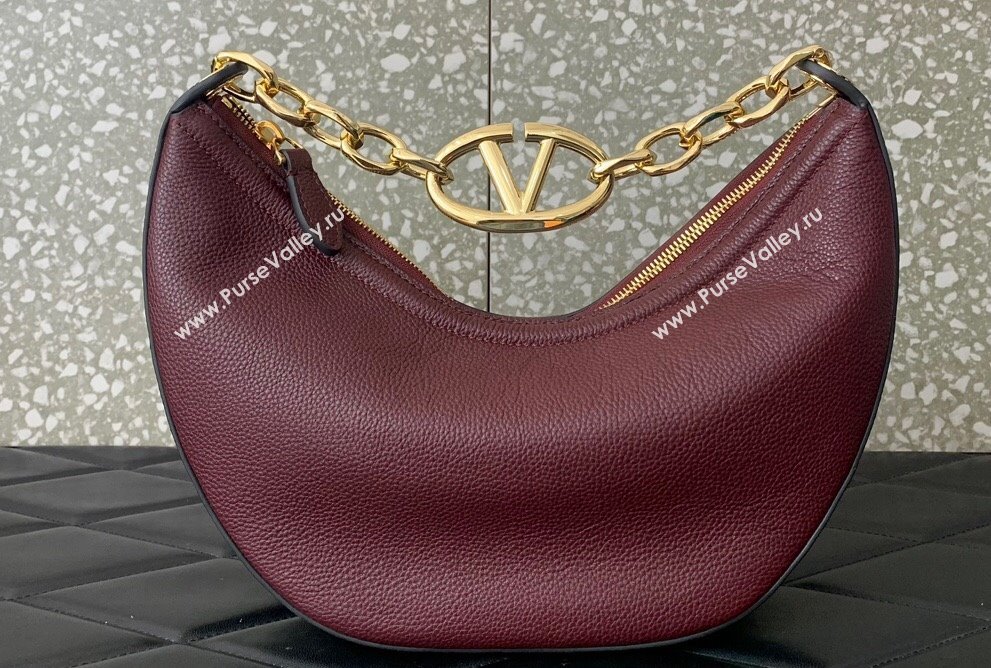 Valentino Small Vlogo Moon Hobo Bag In grainy calfskin Burgundy With Chain (liankafo-24011501)