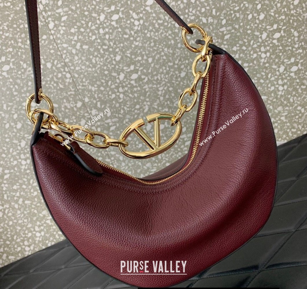 Valentino Small Vlogo Moon Hobo Bag In grainy calfskin Burgundy With Chain (liankafo-24011501)