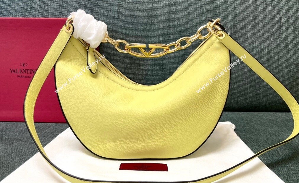 Valentino Small Vlogo Moon Hobo Bag In grainy calfskin Yellow With Chain (jindong-24011504)