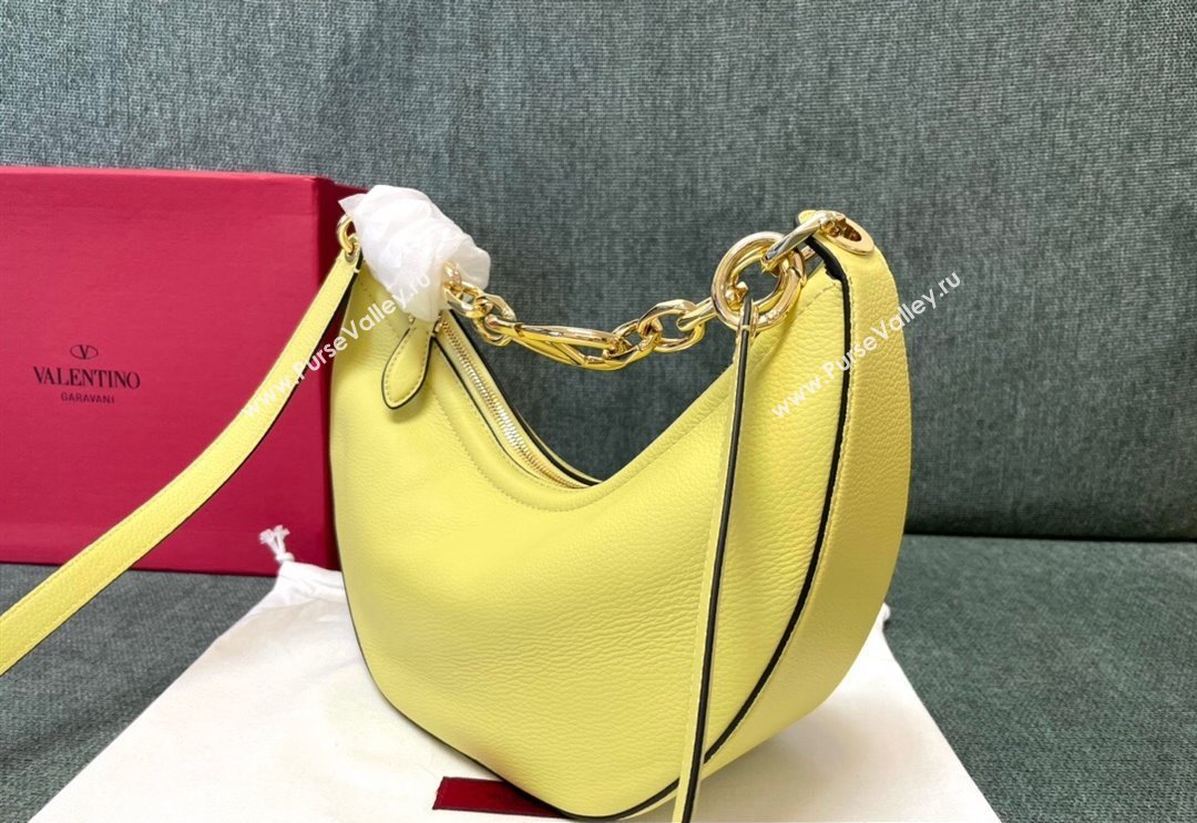 Valentino Small Vlogo Moon Hobo Bag In grainy calfskin Yellow With Chain (jindong-24011504)