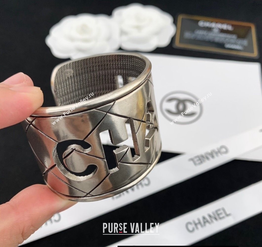 Chanel Metal Cuff Bracelet 10 2024 (YF-24011370)