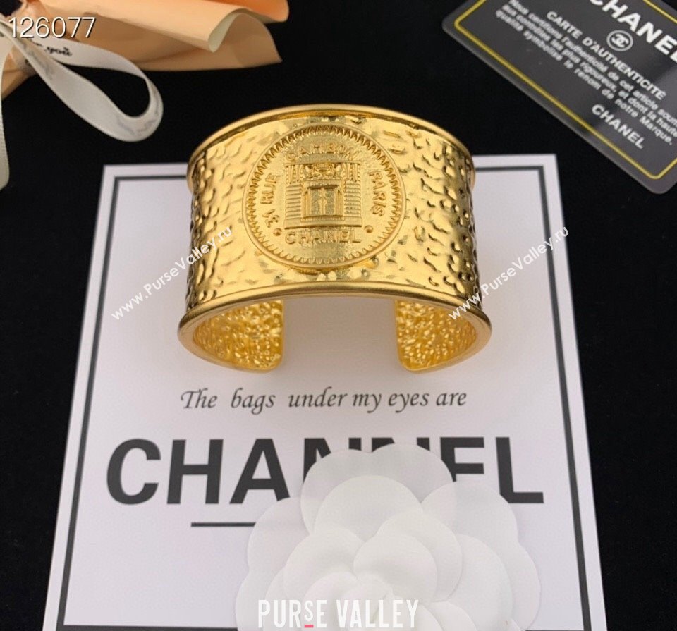 Chanel Metal Cuff Bracelet 07 2024 (YF-24011367)