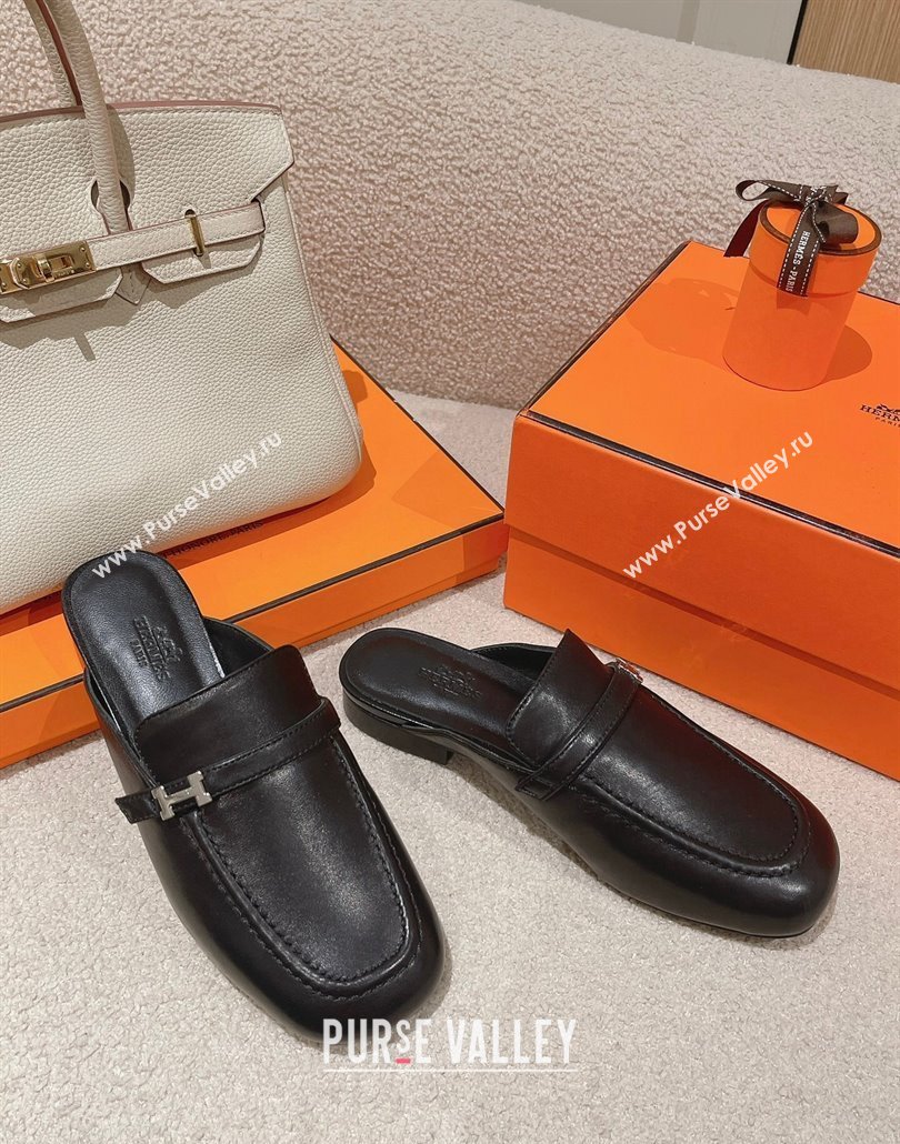 Hermes Groupie mules Black in goatskin with palladium-plated Paris buckle (modeng-24011601)