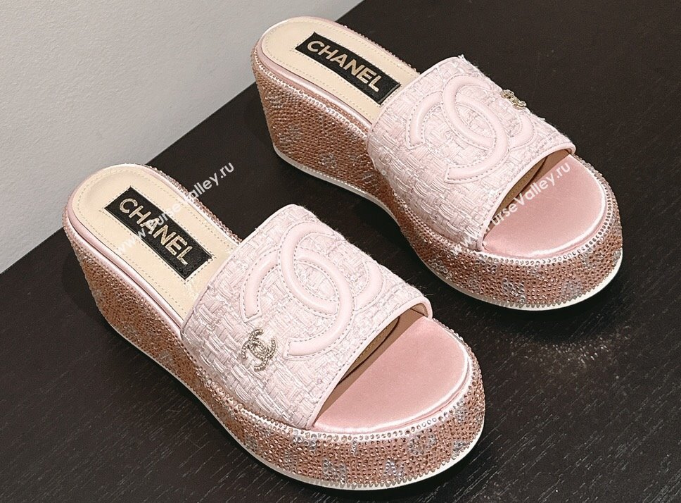 Chanel Strass Heel CC Logo Platform Mules 08 2024 (modeng-24011628)