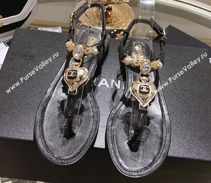 Chanel Heel 3cm Lambskin Crystal and Pearl Thong Sandals Black 2024 (modeng-24011844)