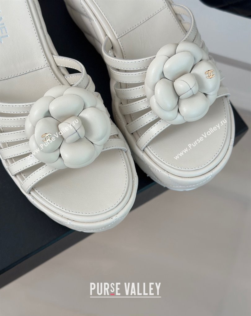 Chanel Lambskin tubular Platform Mules with Camellia White 2024 (modeng-24011826)