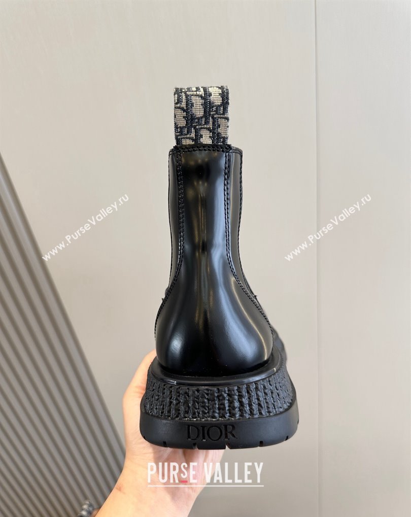 Dior Explorer Chelsea Mens Boots in Calfskin with Dior Oblique Motif 06 (shouhe-24011906)