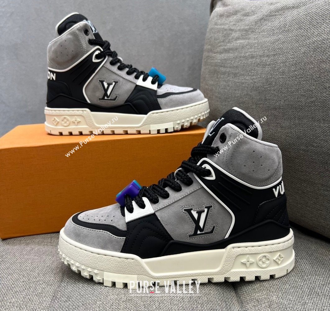 Louis Vuitton Mens LV Trainer Sneaker Boots 02 (shouhe-24011932)