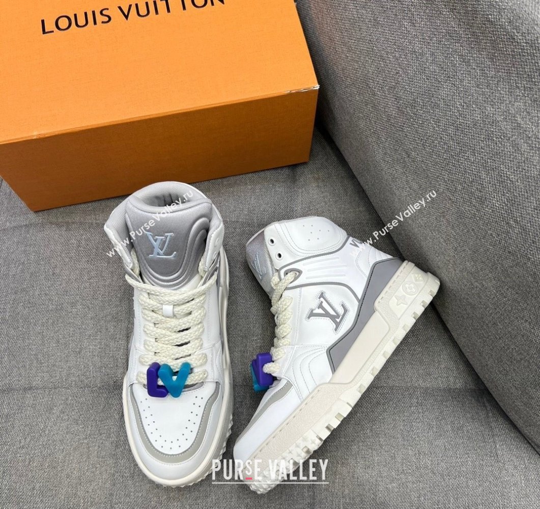 Louis Vuitton Mens LV Trainer Sneaker Boots 05 (shouhe-24011935)