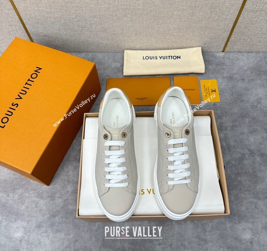 Louis Vuitton Perforated calf leather Time Out Women/Men Sneakers Gray (shouhe-24011952)