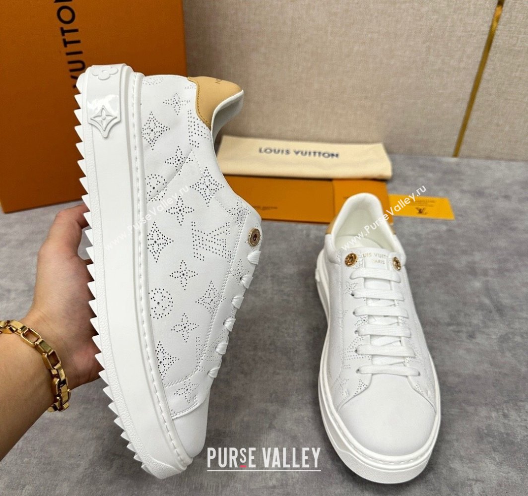 Louis Vuitton Perforated calf leather Time Out Women/Men Sneakers White (shouhe-24011953)