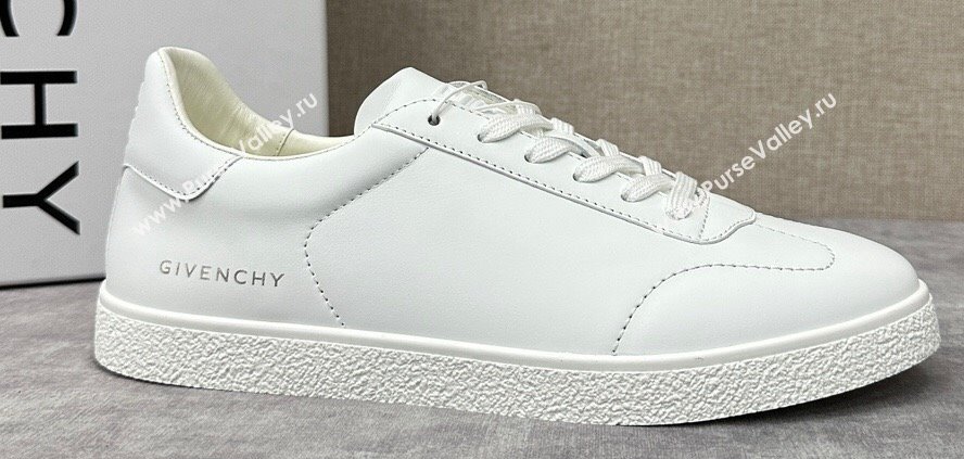 Givenchy Town Mens Sneakers in leather White (shouhe-240119h39)