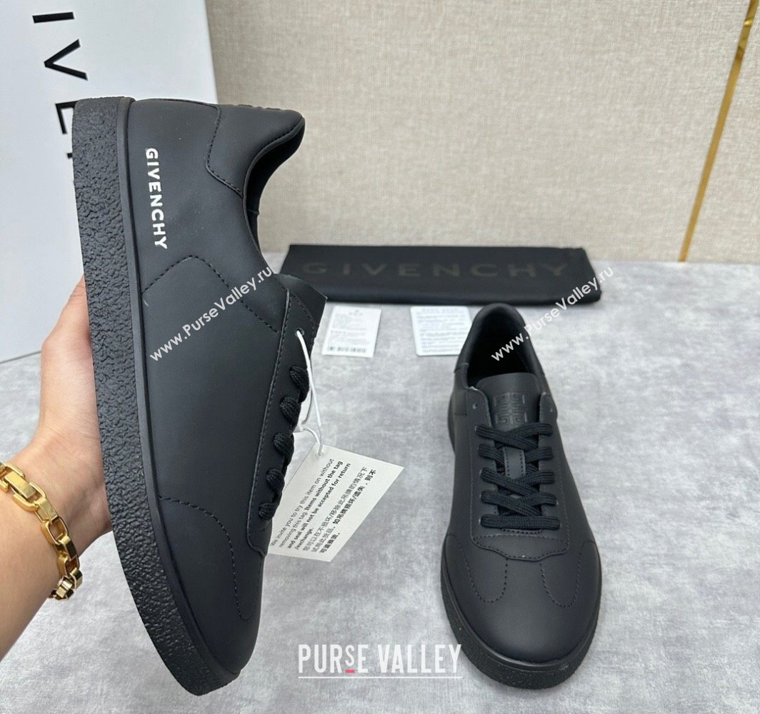 Givenchy Town Mens Sneakers in leather Black (shouhe-240119h38)