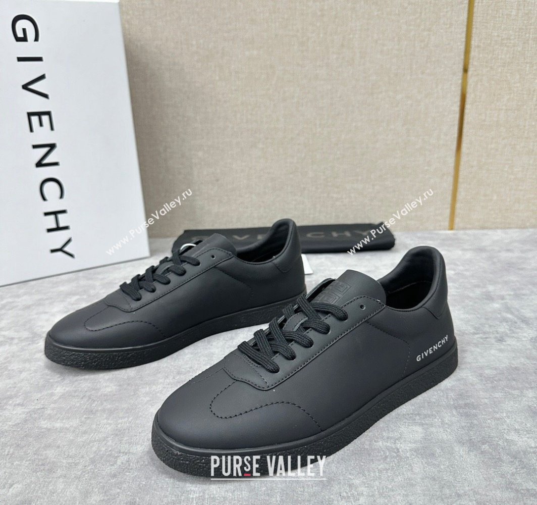 Givenchy Town Mens Sneakers in leather Black (shouhe-240119h38)