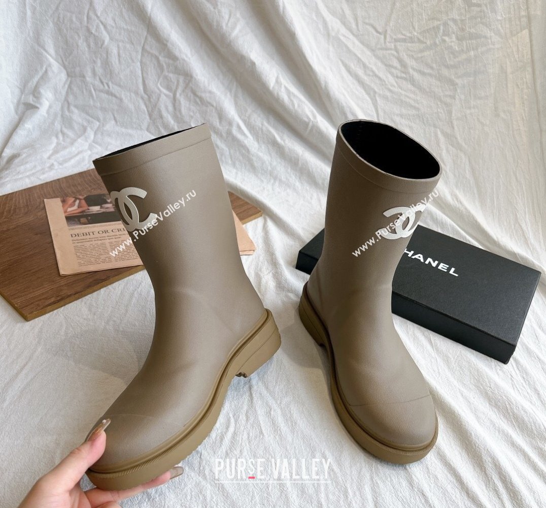 Cheap Sale Chanel CC Logo Rubber Rain Ankle Boots Khaki Green (guodong-24012306)