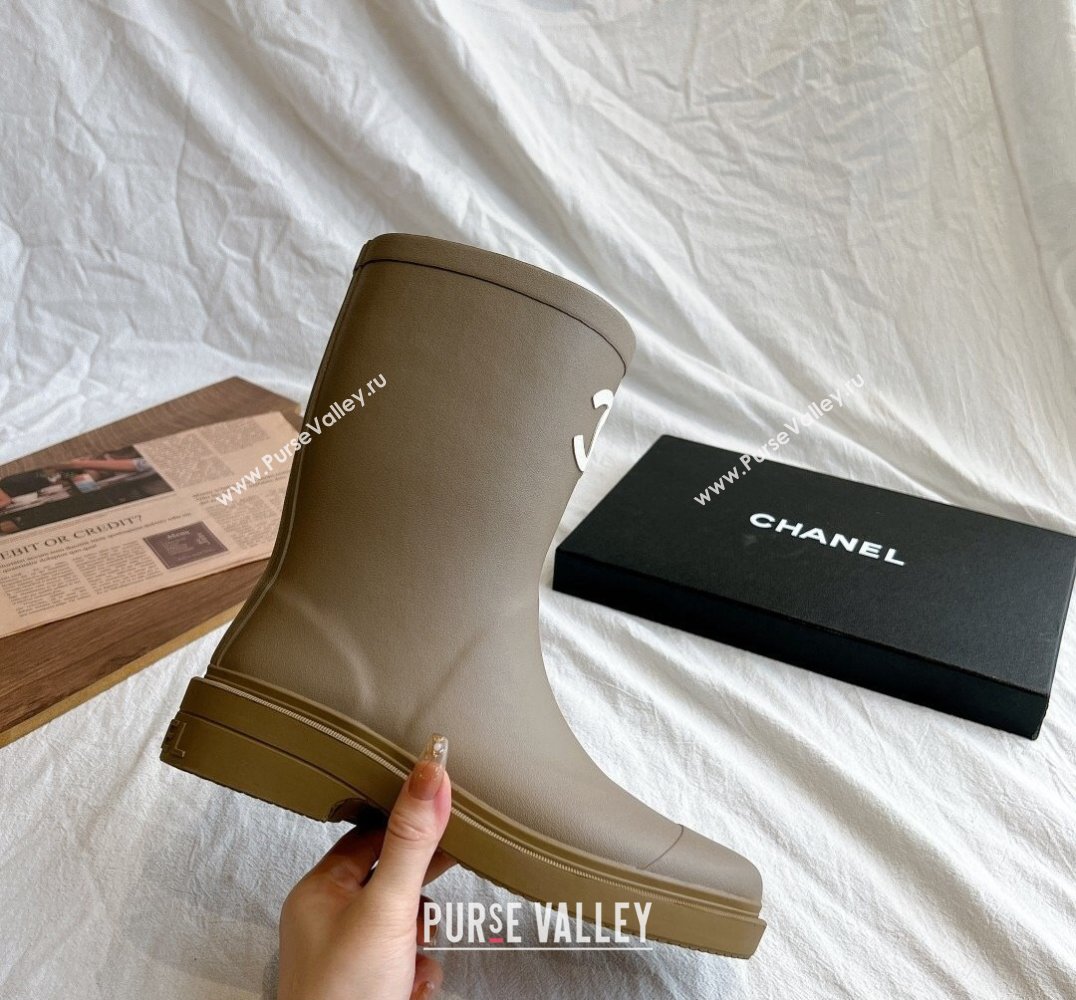 Cheap Sale Chanel CC Logo Rubber Rain Ankle Boots Khaki Green (guodong-24012306)