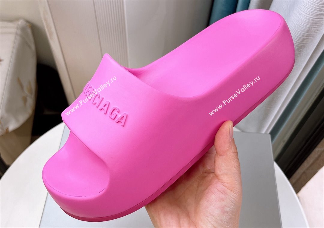 Cheap Sale Balenciaga Chunky Slide Sandals in Fuchsia rubber (guodong-24012403)