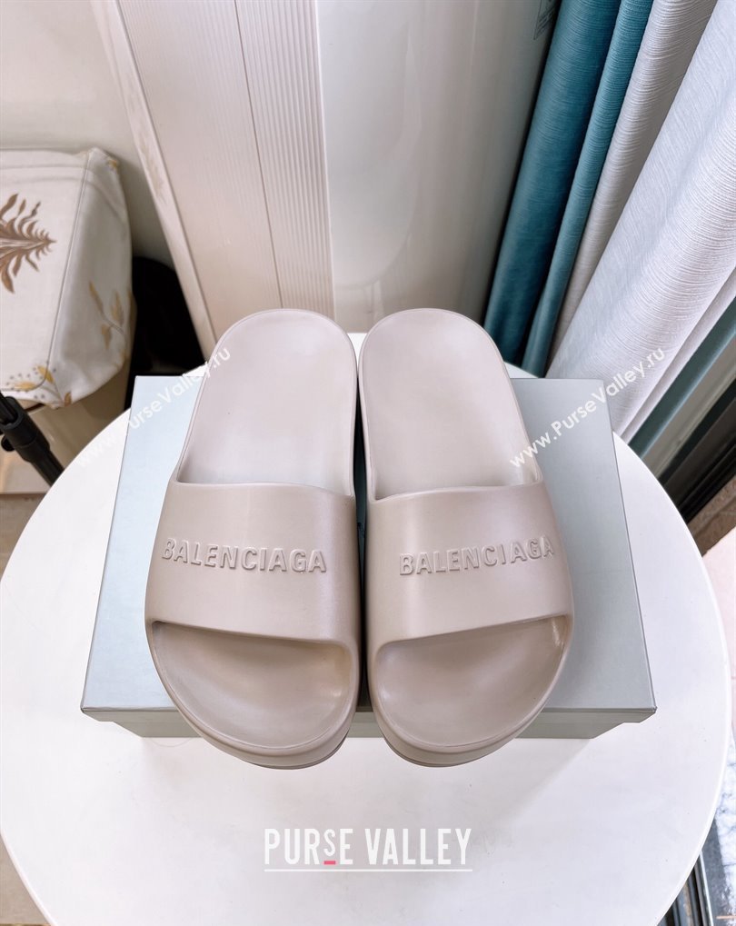 Cheap Sale Balenciaga Chunky Slide Sandals in Light Gray rubber (guodong-24012402)