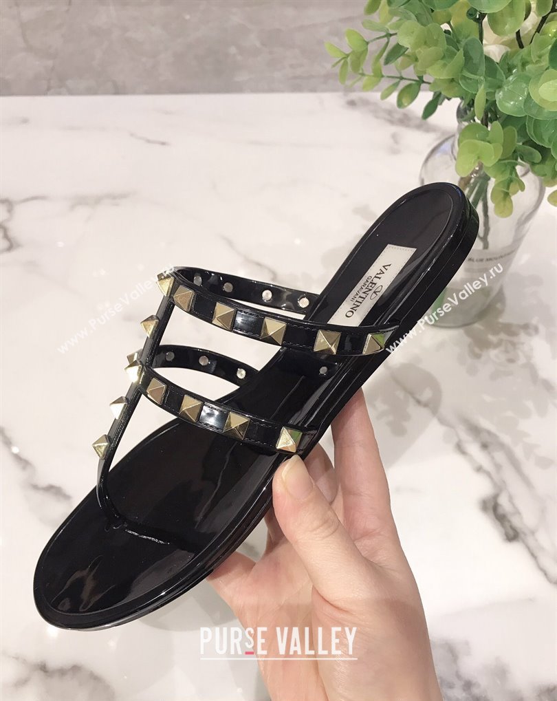 Cheap Sale Valentino Rubber Rockstud Thong Flat Sandals Black (guodong-24012453)