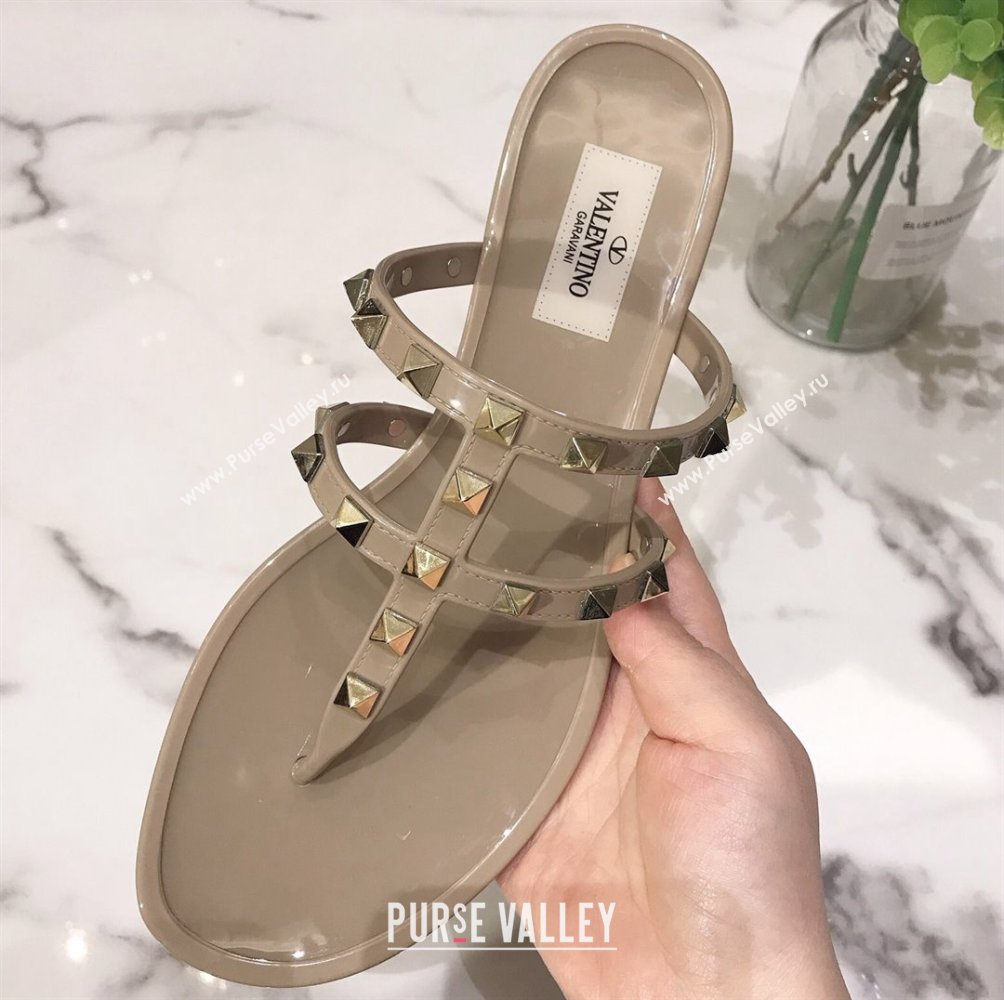 Cheap Sale Valentino Rubber Rockstud Thong Flat Sandals Nude (guodong-24012454)