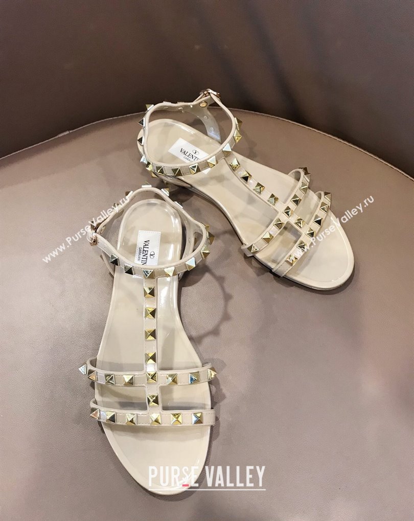 Cheap Sale Valentino Rubber Rockstud Flat Sandals Nude (guodong-24012452)