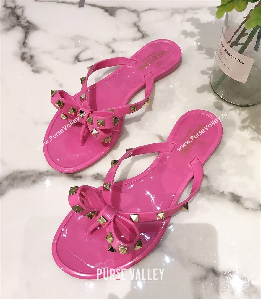 Cheap Sale Valentino Rubber Rockstud Thong PVC Flip Flops with Bow Fuchsia (guodong-24012457)