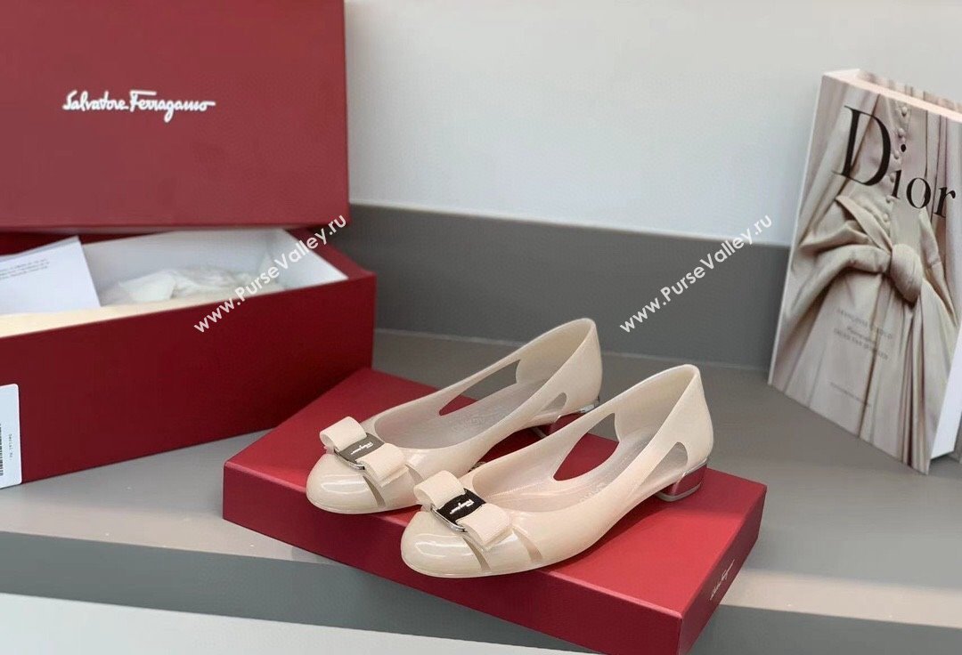 Cheap Sale Ferragamo rubber Jelly ballet flats White with Vara Bow (guodong-24012442)